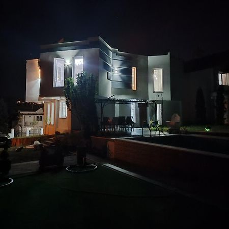 Villa Lea Tuzla Bagian luar foto