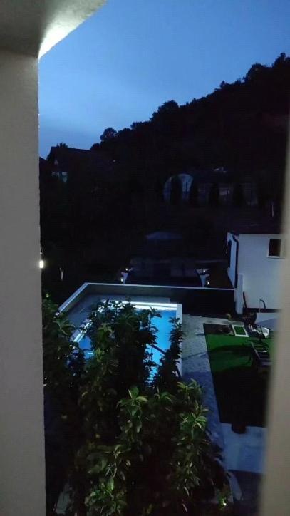 Villa Lea Tuzla Bagian luar foto